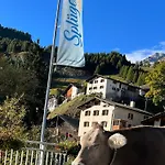 Hotel Piz Tambo 3*