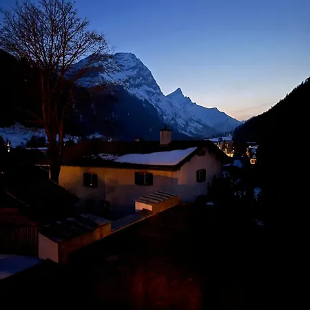 Piz Tambo Hotel